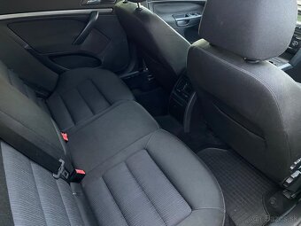 ŠKODA OCTAVIA COMBI 1.9 TDI 77KW ELEGANCE - 10