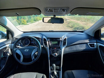 Hyundai i30 1.4i - 10