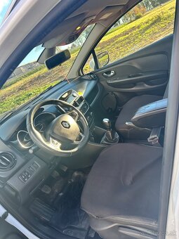 Renault Clio Grandtour - 10