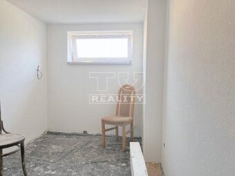 ROZOSTAVANÝ 2-PODLAŽNÝ DOM PRED DOKONČENÍM
RUŽOMBEROK-... - 10