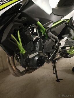 Kawasaki Z650 - 10