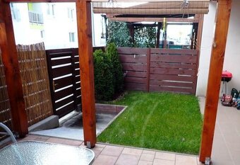 REZERVOVANÉ - S vlastnou záhradkou, v novostavbe -2 izb.byt - 10