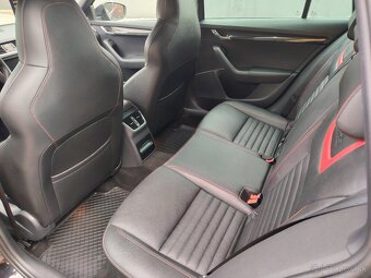 Škoda Octavia Combi 2.0Tsi RS DSG6 Canton Panorama - 10