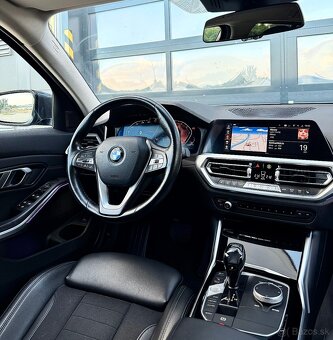 BMW 318d Touring - 10