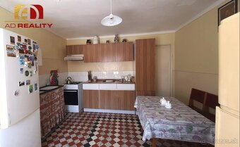 AD REALITY - Starší rodinný dom so záhradou - Vrbovec - 10