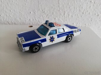 Matchbox Motorcity MC-13, Police set - 10