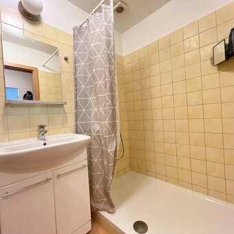 1-izbový byt — Nové Mesto, Bratislava - 10