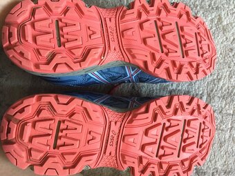 Asics 37,5 - 10