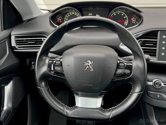 PEUGEOT 308 KOMBI 1.2 PURETECH 110 MANUÁL 2015 BEZ POŠKOZENÍ - 10