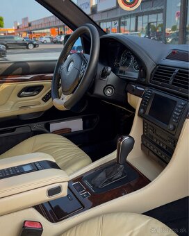 BMW 740iL E38 - 10