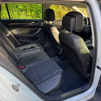 Volkswagen Passat Alltrack 2.0 TDi 4MOTION DSG - 10