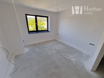 5 izb.RD+4 ár.pozemok, nová kvalitná rek.,Jazdecká ul, Sever - 10