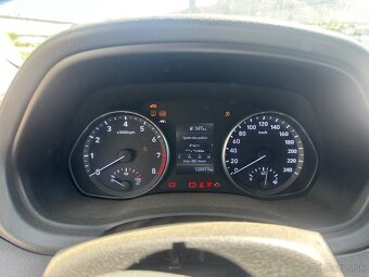 Hyundai i30 - 10