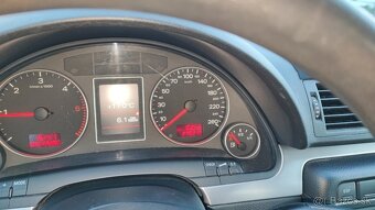 Audi A4 Avant 2.0 TDI B7 - 10