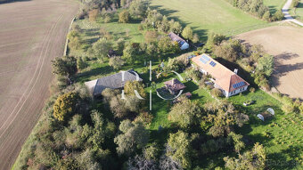 Pripravujeme na predaj hospodárstvo v Žemberovciach - 10