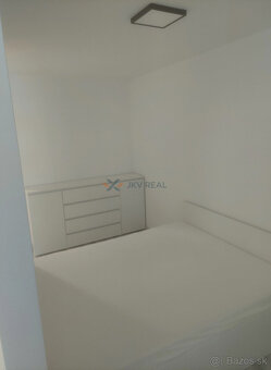 Moderný 1,5-izbový byt s loggiou a garážovým státím – Trnava - 10