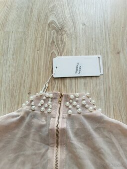 NÁDHERNÝ TOP S PERLAMI značky GREEN APPLE, PC 36 EUR - 10