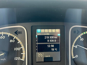 Mercedes Benz Atego - 10