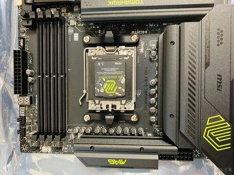 Základní deska MSI MAG X870 TOMAHAWK WIFI - 10