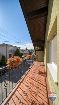 REZERVOVANÉ: Rodinný dom s garážou a krásnym pozemkom Banka  - 10