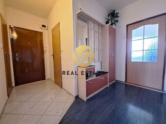 REZERVOVANÉ - NA PREDAJ väčší 2 izbový byt 66m2, Nitra - Chr - 10