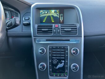 Volvo XC60 D4 2.4L Drive-E Inscription Geartronic AWD - 10