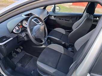 Peugeot 207 sw - 10