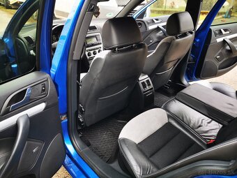 ŠKODA OCTAVIA COMBI RS 2.0TFSI 147KW 200PS XENON BLUE RACE - 10