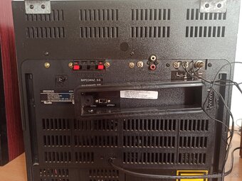 Hi-fi veža Universum - 10