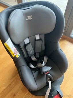 Britax Römer DualFix i-Size - OTOČNÁ - TOP STAV - 10