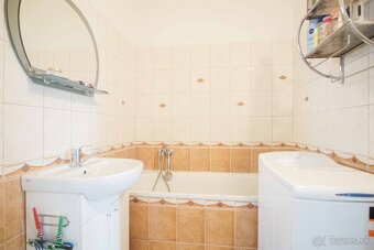 Veľký 3-izbový byt s 2 balkónmi na ul. Nábrežná, Nové Zámky - 10