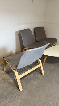 Nadčasové minimalistické kreslá - 10