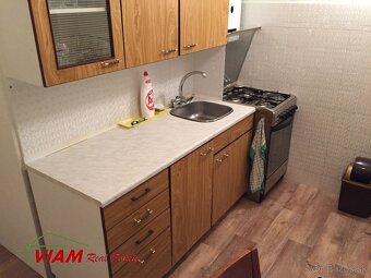 Na predaj 3 izbový byt Trenčín, 28. októbra - 10