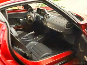 1:18 2013 ALFA Romeo 4C - AUTOart - 10