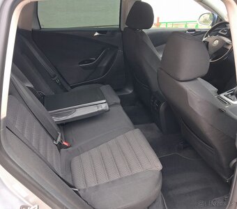 Volkswagen Passat B6 Combi 2.0 TDi 103kw. - 10