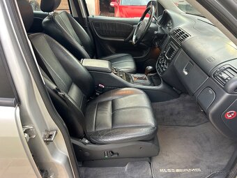 Mercedes Benz ML 55 AMG - 10
