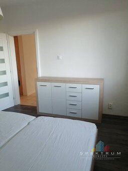 Na prenájom 2i byt v Bánovciach n/B - Sever, 2x balkón - 10