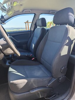 Škoda Octavia Tour 1.6 MPI 75KW - 10