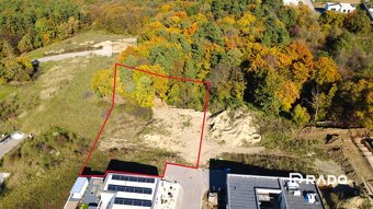 RADO| Výnimočný pozemok pre náročných - úžasné výhľady + pro - 10