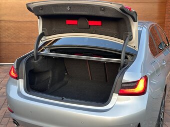 BMW 320i BENZÍN  XDRIVE 135KW 3/2021 ODPOČET DPH SK ŠPZ - 10