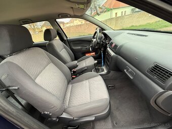 Škoda Octavia Combi 1.9 TDi PD 4x4 SuisseIceHockey Xenon ESP - 10