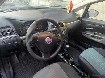 Fiat Punto Grande - 10