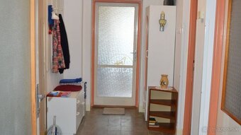 Na predaj rodinný dom s pozemkom 682m2 - Trstín - 10