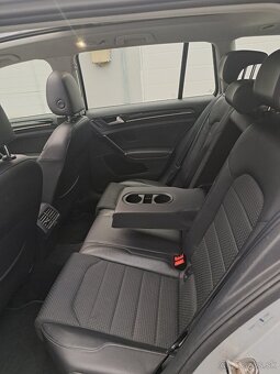 Volkswagen Golf variant 2.0 tdi 110kw - 10