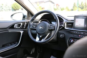 Kia Ceed SW 1.4 T-GDi First Edition - 10