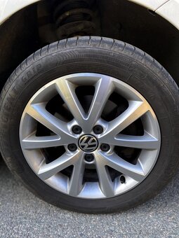 Volkswagen Touran Freestyle 1.4TSI, 1.maj, nízké km, nebour - 10