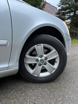 Škoda Octavia - 10