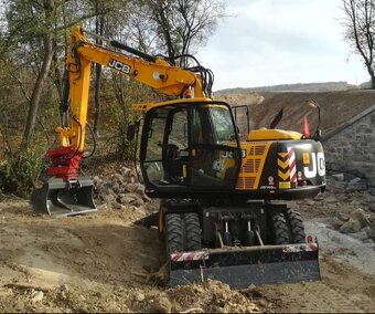 Hľadám prácu ako strojnik bagrista 3D,buldozer,valec,vodic - 10