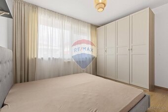 PRENÁJOM : 3 izb byt 64 m2, čiastočne zariadený, novostavba, - 10