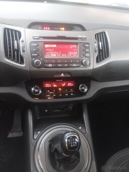 Kia Sportage 1.7crdi 85kw - 10